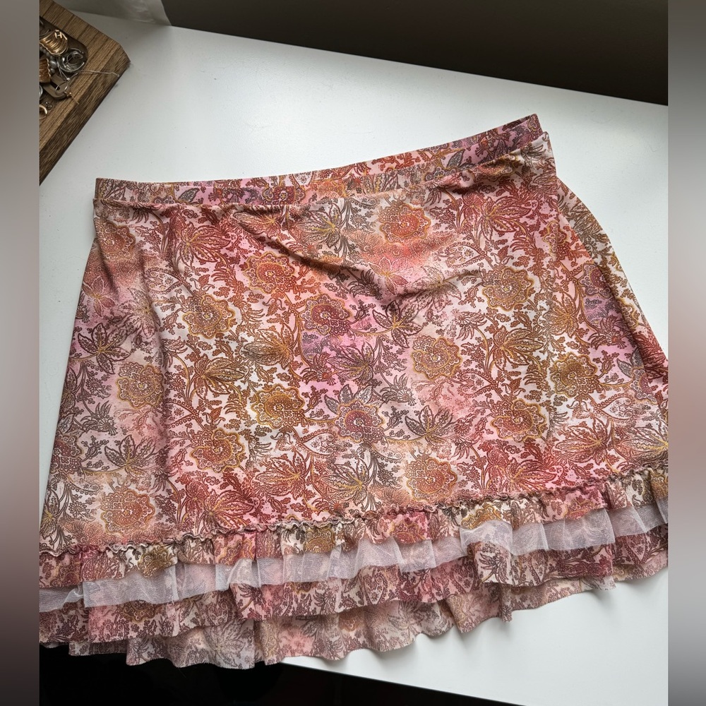 SHAN Pink and Gold Floral Mini Skirt